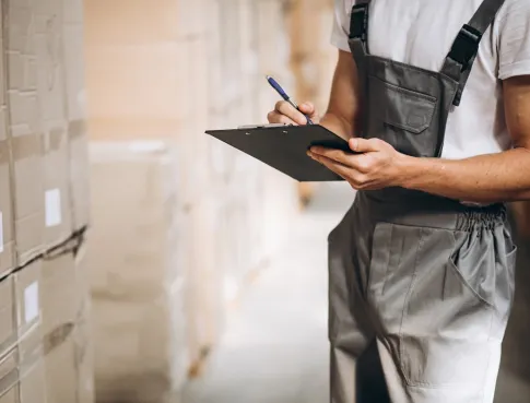 BTS GTLA : Le diplôme pour travailler dans la logistique et le transport dès Bac+2