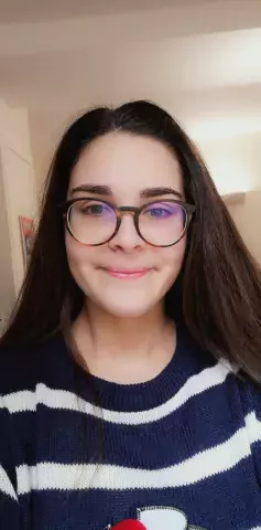 Athina - Étudiante en BTS Communication