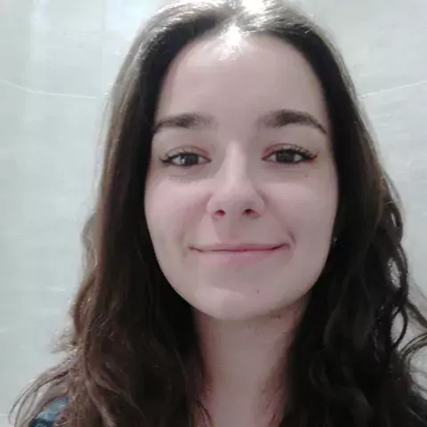 Mélissa, étudiante en Bachelor Transport et Logistique