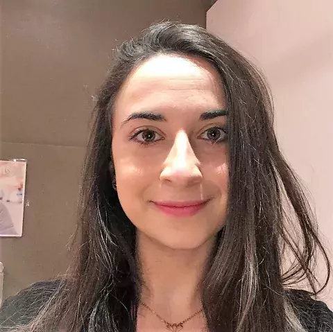 Jennifer, étudiante en Bachelor Ressources Humaines