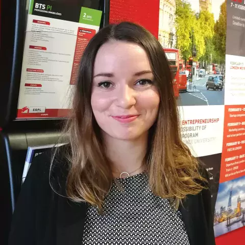 Grégorie, étudiante en BTS Gestion de la PME (anciennement BTS Assistant de Gestion PME-PMI)