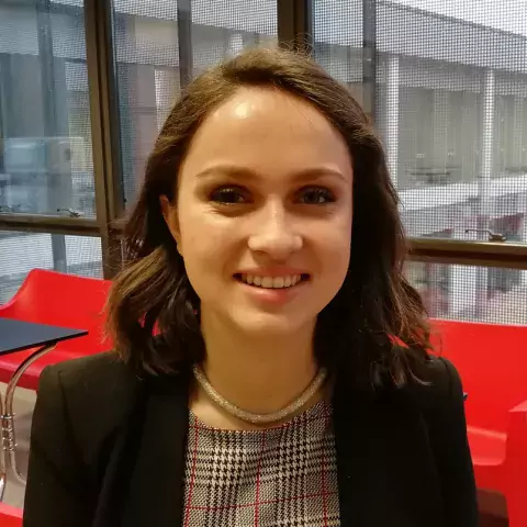 Léa, étudiante en Bachelor Commercialisation des produits de la Bancassurance 