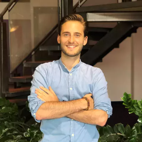 Pierre, ancien étudiant en MBA Management Commerce et Entrepreneuriat